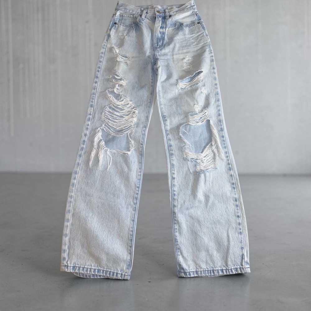 KanCan Signature High Waisted Wide Leg Distressed Jeans Light Wash VBK1827S 23
